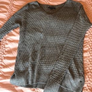 American Eagle XS V-Neck Sweater